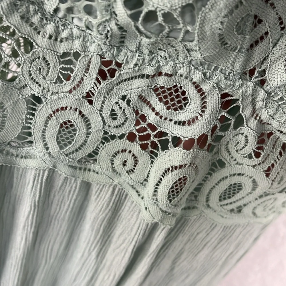 Pink small lace slip dress - Picture 4 of 6